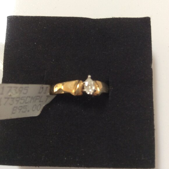 NWT STUNNING 14k GOLD & DIAMOND RING MSRP 1,295 - Picture 6 of 7